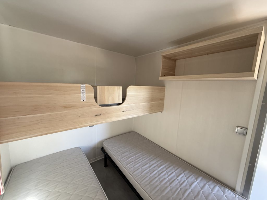 Mobilhome Pavin et Guéry deuxième chambre